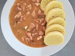 Domažlické ragú, bramborový knedlík