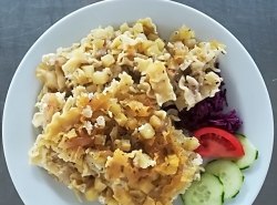 Grenadýrský pochod (brambory, těstoviny, slanina, vejce)
