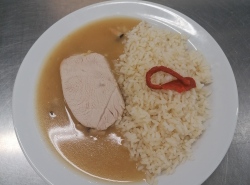 Kruti-prsa-na-slanine-dusena-ryze