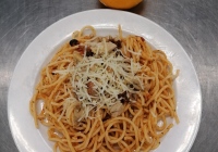 Špagety aglio s kuřecím masem