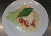 Gnocchi-v-rajcatove-omacce-syr-Grana-Padano